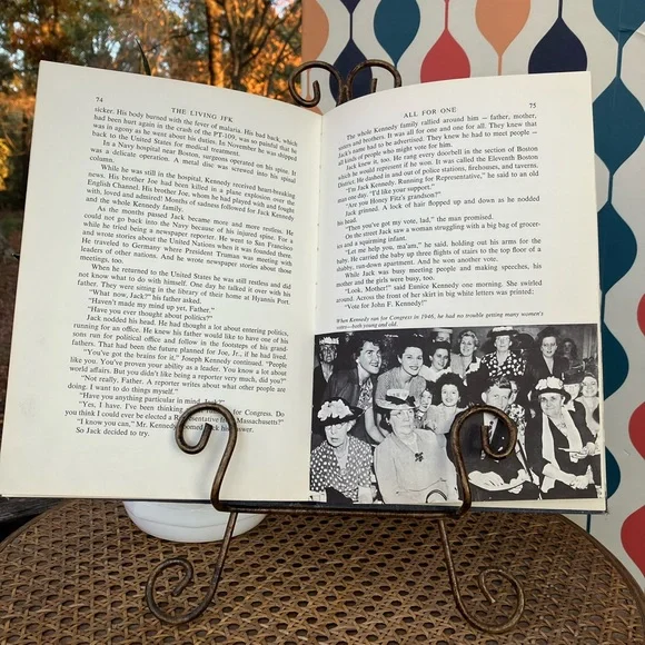 The Living JFK by Robert N. Webb Grosset & Dunlap 1964 USA Printed - Picture 13 of 14